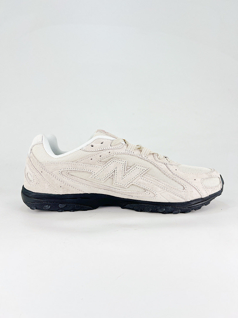 New Balance 204L U204L8OV Cream White Black Womens Mens Retro Low Profile Mesh Sneakers