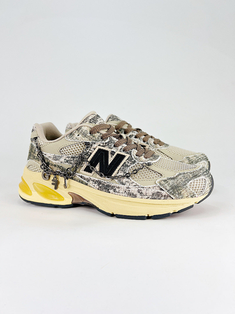 New Balance 2010 U2010JG1 Beige Distressed Retro Sneakers Women Men