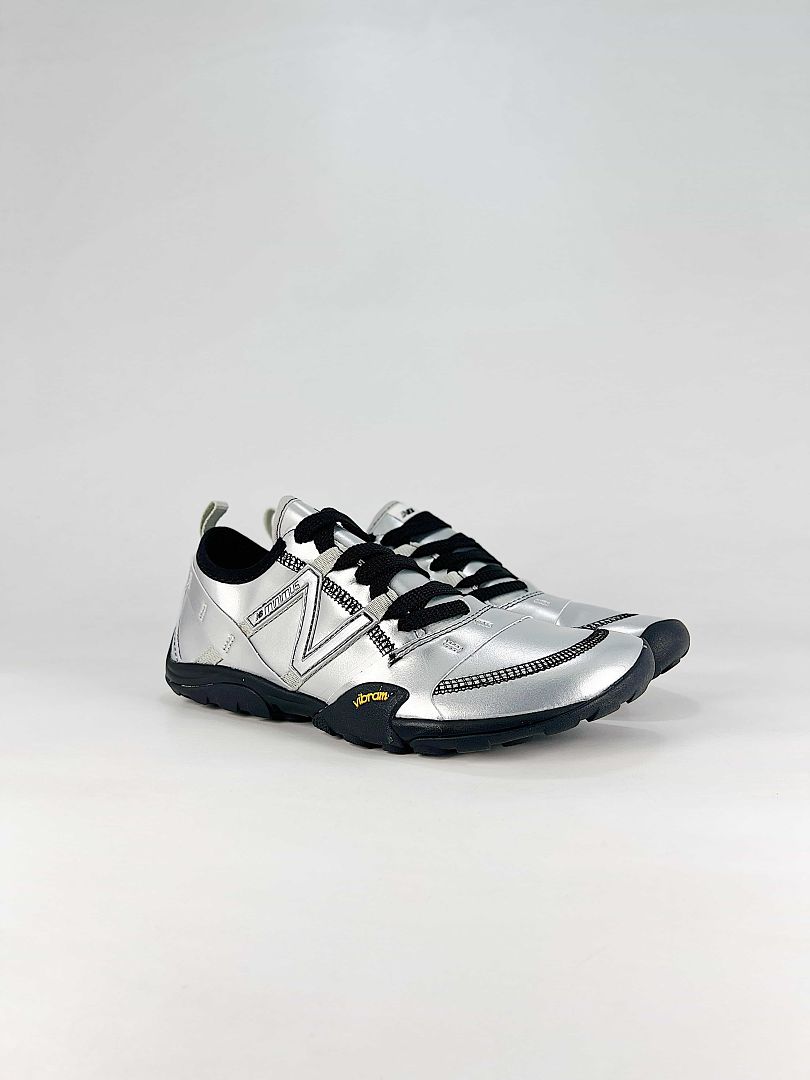 New Balance MT10O MT10O8SW Metallic Silver Black Low Profile Sneakers for Women and Men