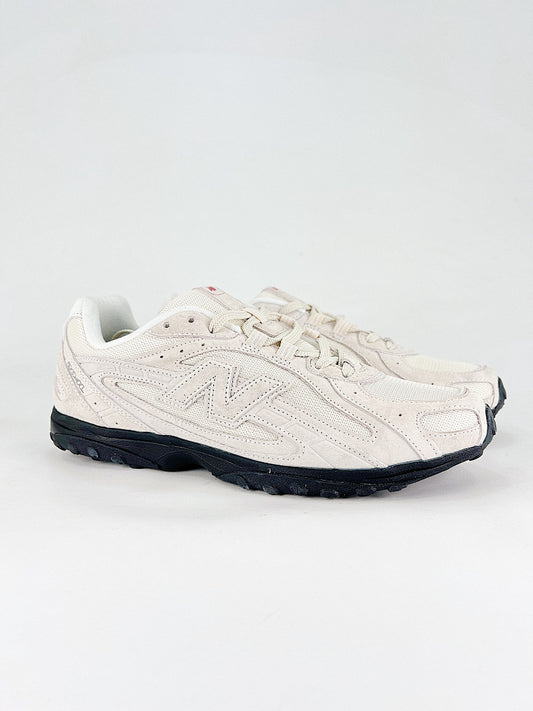 New Balance 204L U204L8OV Cream White Black Womens Mens Retro Low Profile Mesh Sneakers