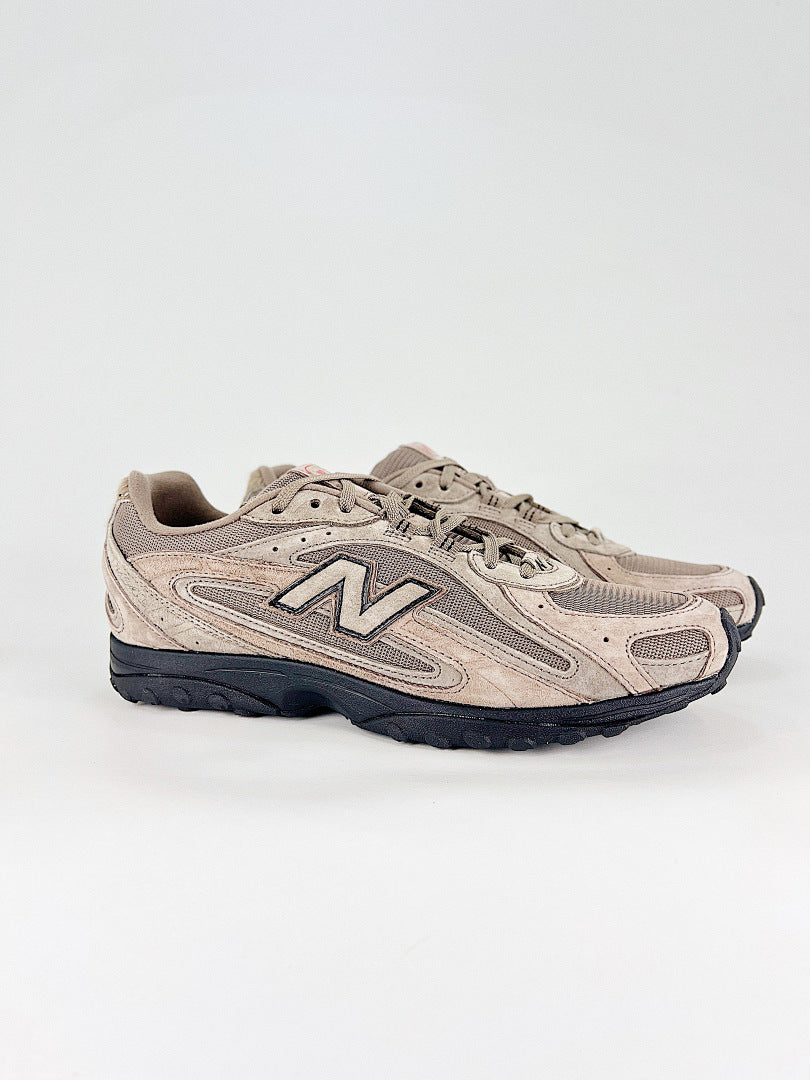 New Balance 204L U204L3K9 Beige Taupe Black Womens Mens Retro Low Profile Mesh Sneakers