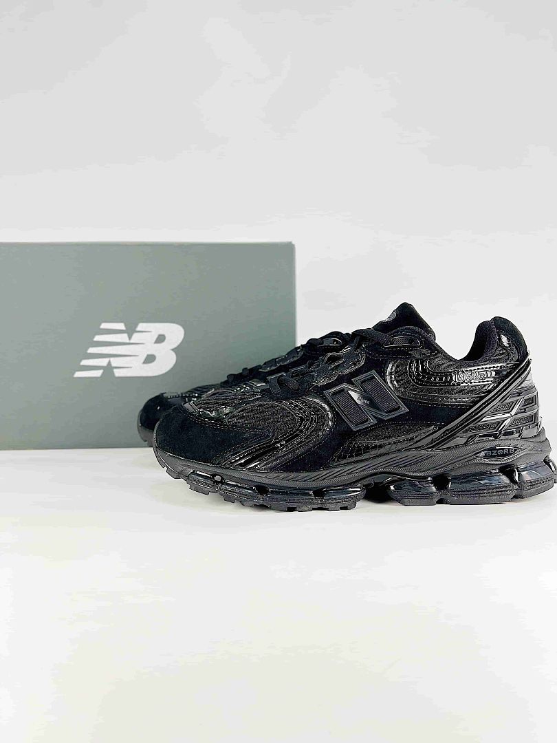 New Balance 1954R U19543VU Black Retro Sneakers Women Men Y2K Casual Shoes