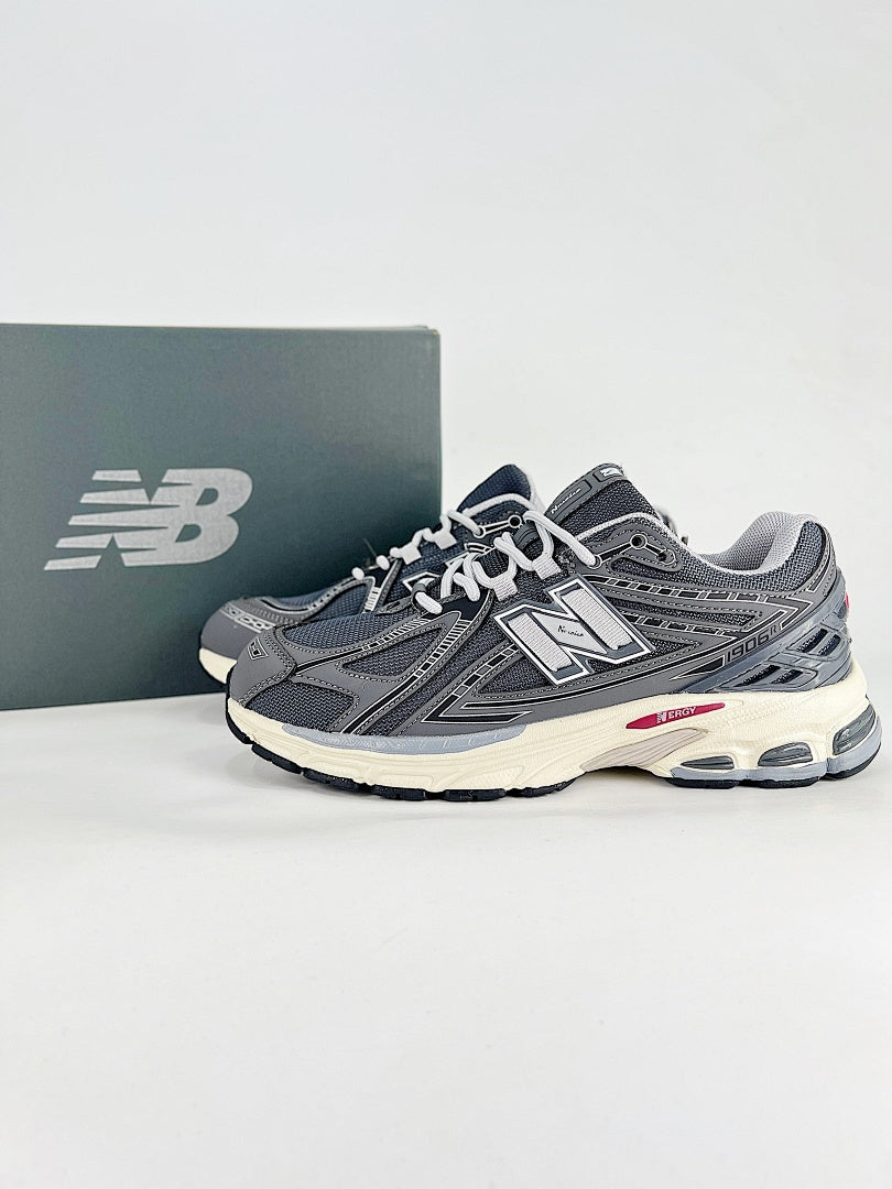 New Balance M1906R Size：36 37 37.5 38 38.5 39.5 40 40.5 41.5 42 42.5 43 44 45
