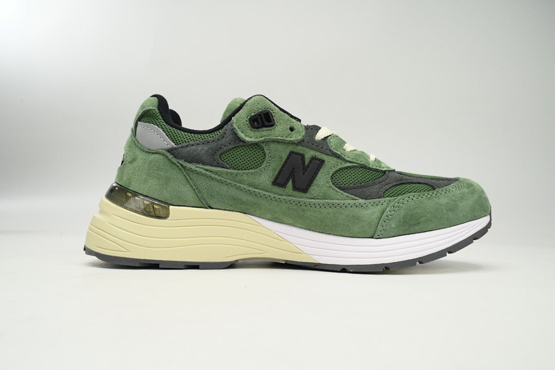 JJJJound x New Balance 992 M992JJ Mossy Green Retro Sneakers Women Men