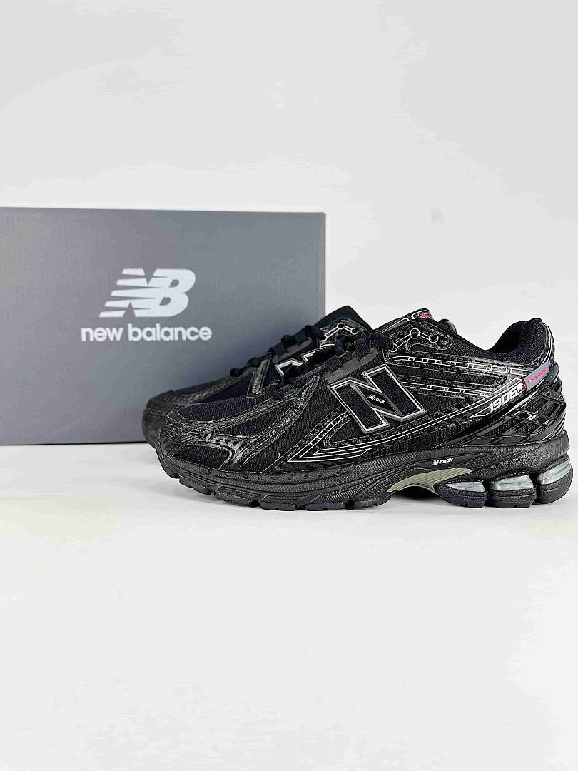 New Balance 1906R U1906ROE Black Silver Womens Mens Retro Mesh Sneakers