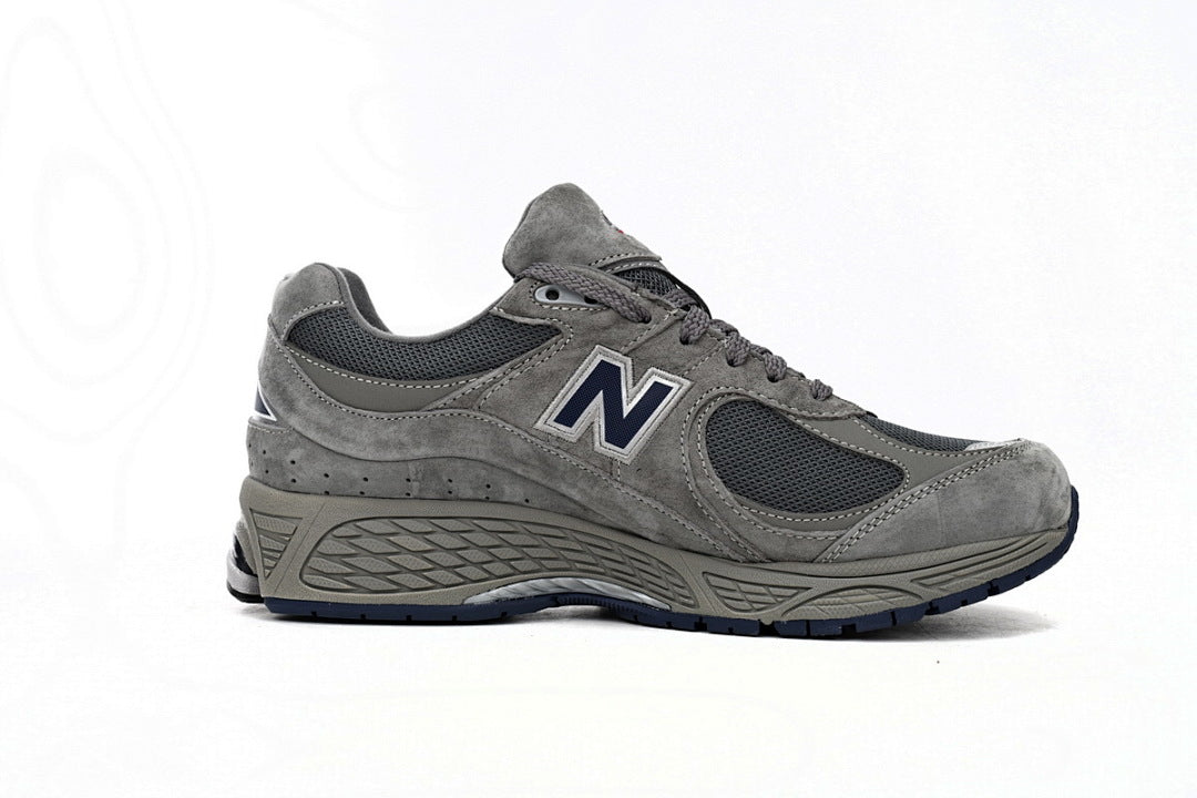 New Balance 2002R M2002RXC Gore Tex Brown Grey Retro Sneakers Women Men