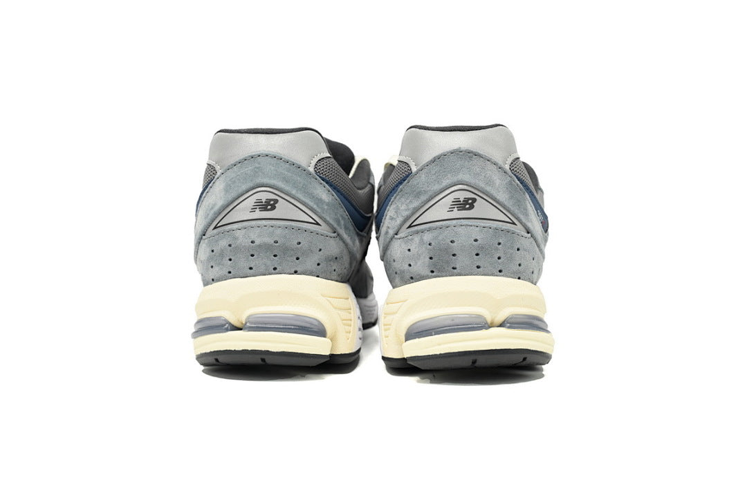 New Balance 2002R M2002RU2 Women's & Men's Blue Gray Retro Lifestyle Sneakers