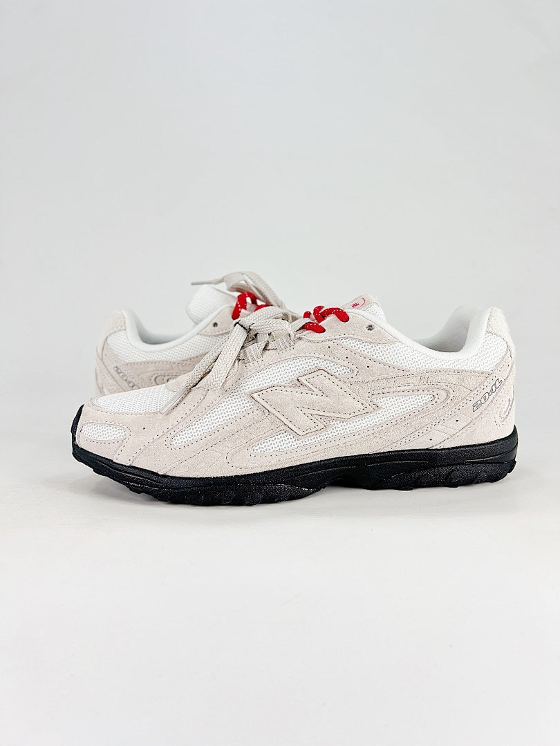 New Balance 204L Cream White Black Womens Mens Retro Low Profile Mesh Sneakers