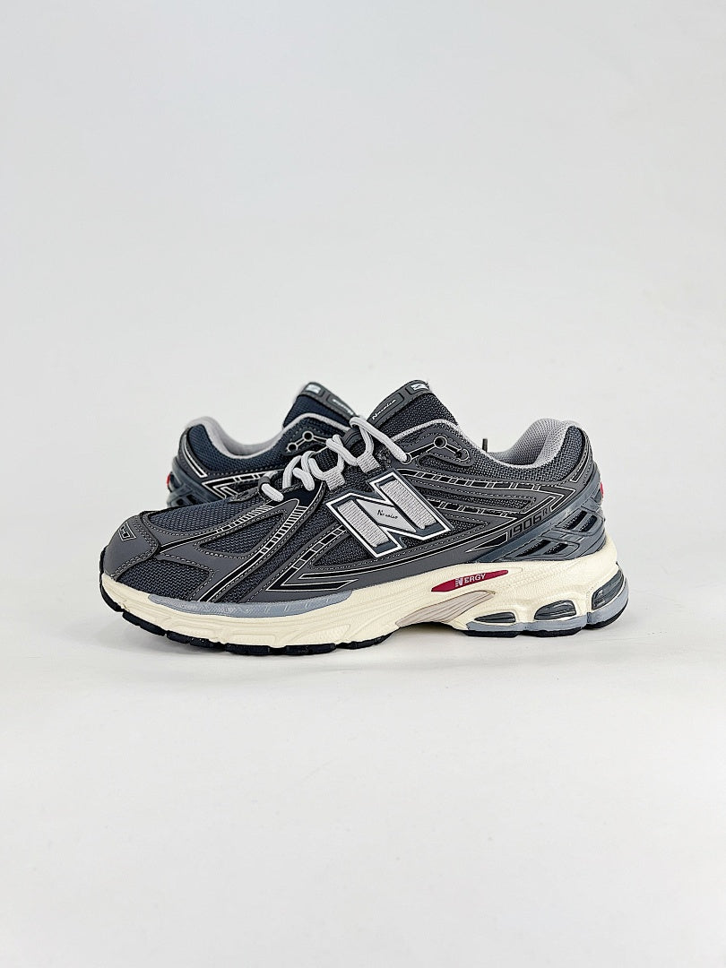 New Balance M1906R Size：36 37 37.5 38 38.5 39.5 40 40.5 41.5 42 42.5 43 44 45