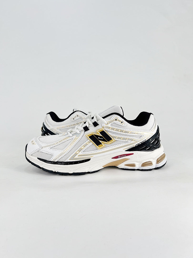 New Balance 1906R White Black Gold Womens Mens Retro Mesh Sneakers