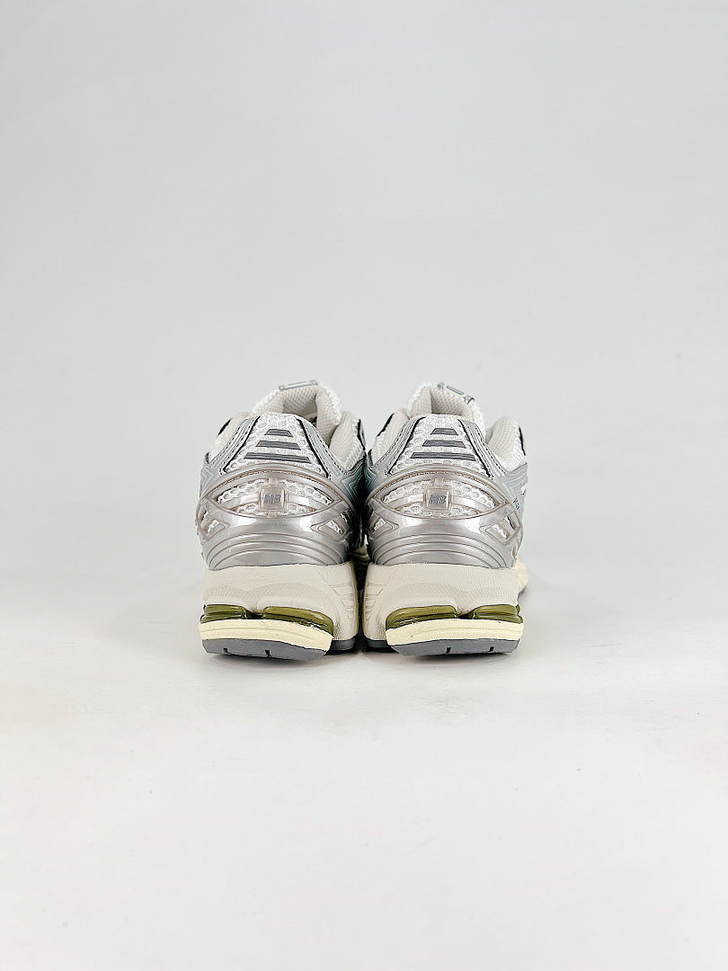 New Balance 1906R U1906RGC White Silver Womens Mens Retro Mesh Sneakers