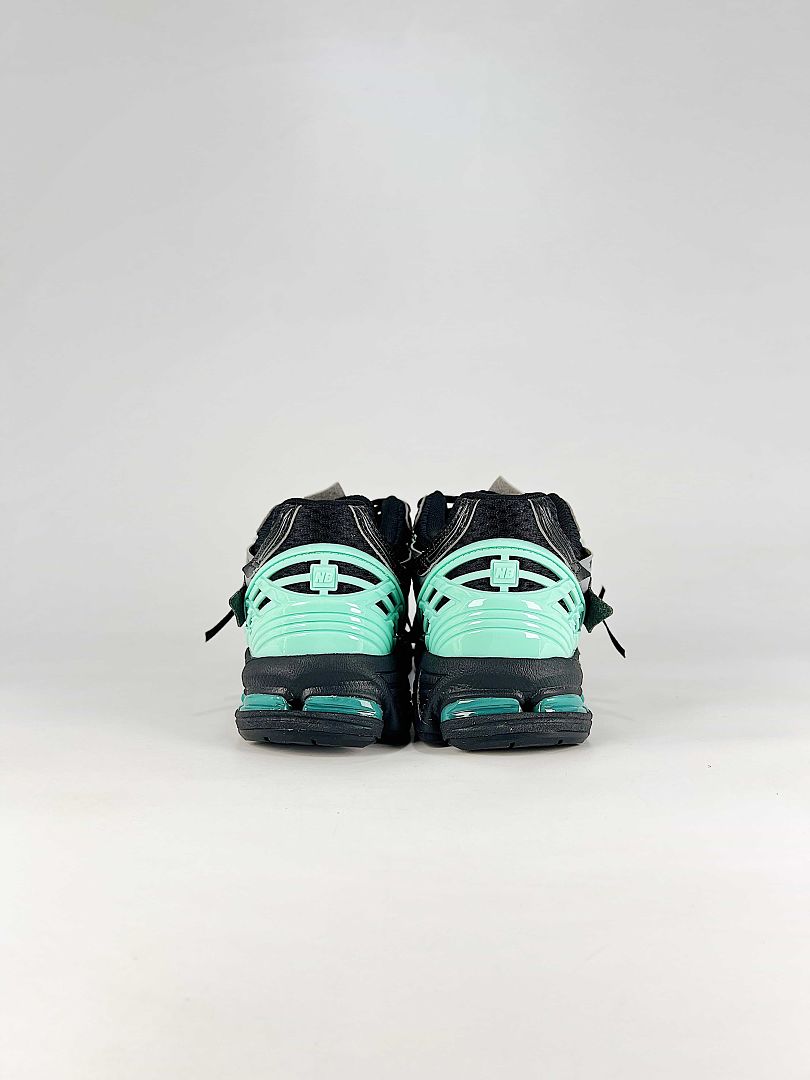 New Balance 1906A Womens Mens Black Silver Mint Green Retro Runner Sneakers