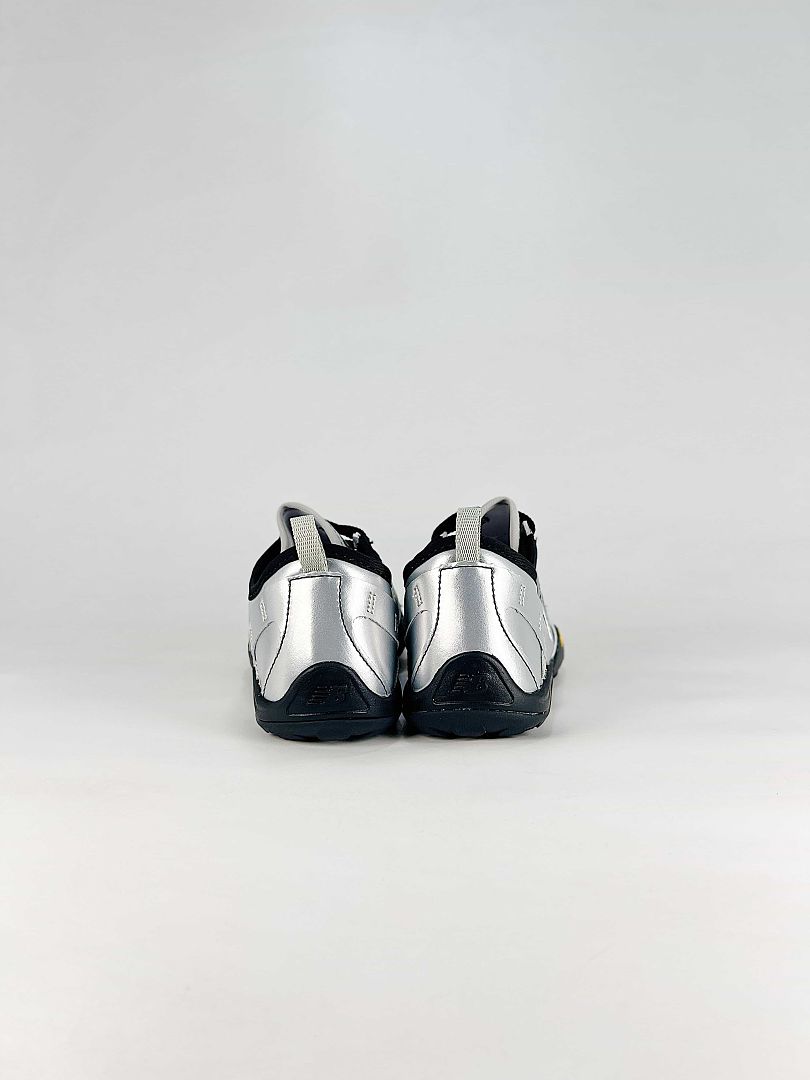 New Balance MT10O MT10O8SW Metallic Silver Black Low Profile Sneakers for Women and Men