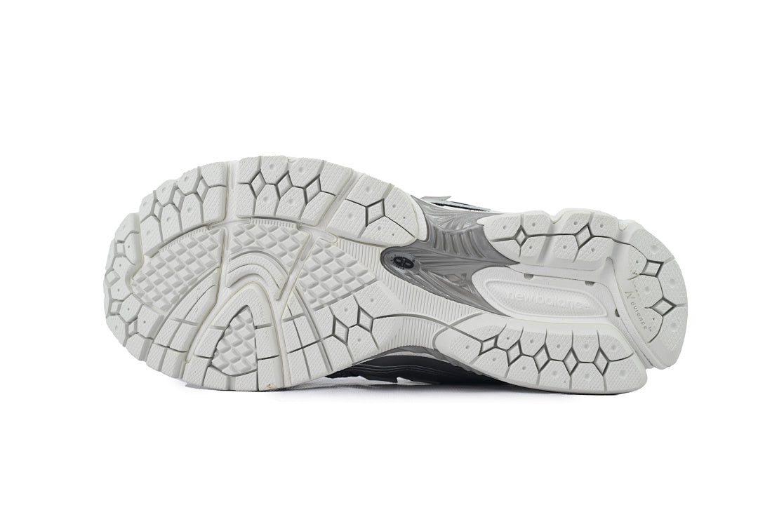 New Balance 1906R M1906RCB Silver Grey White Womens Mens Retro Mesh Sneakers