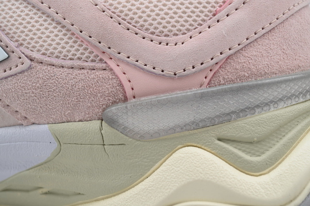 New Balance 9060 'Pink Haze' U9060CSP Women's & Men's Pastel Pink Retro Chunky Sneakers