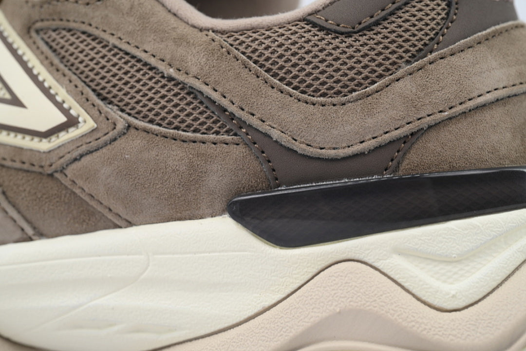 New Balance 9060 'Mushroom Brown' U9060JMR Women's & Men's Retro Chunky Sneakers
