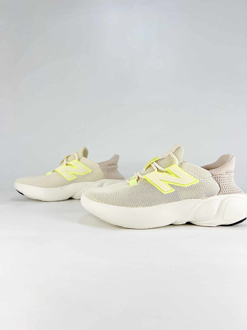 New Balance Fresh Foam RCVRY MCVRY8WH Womens Mens Cream Yellow Casual Sneakers