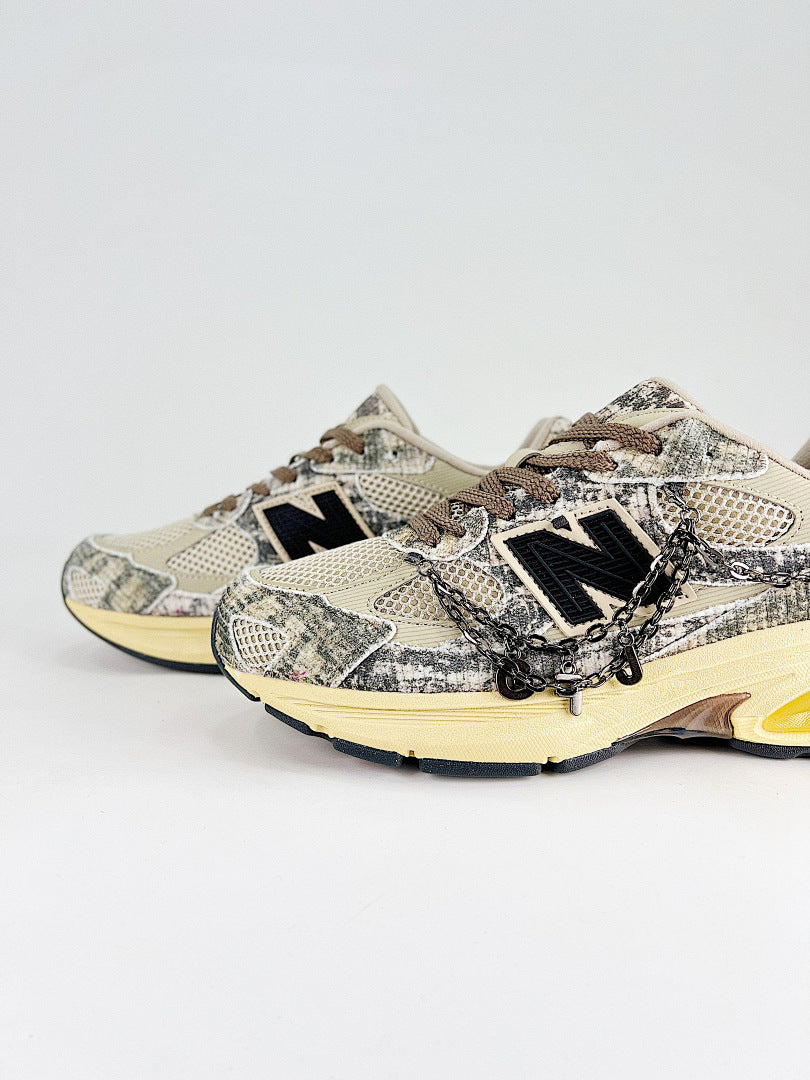 New Balance 2010 U2010JG1 Beige Distressed Retro Sneakers Women Men