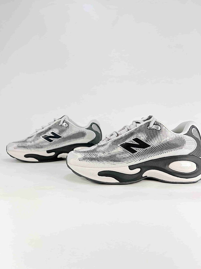 New Balance AC Runner Womens Mens Silver Black Retro Mesh Lifestyle Sneakers