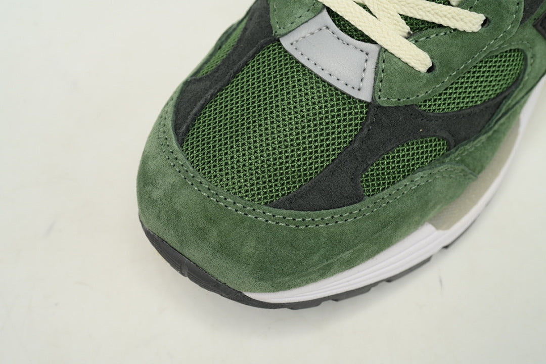 JJJJound x New Balance 992 M992JJ Mossy Green Retro Sneakers Women Men