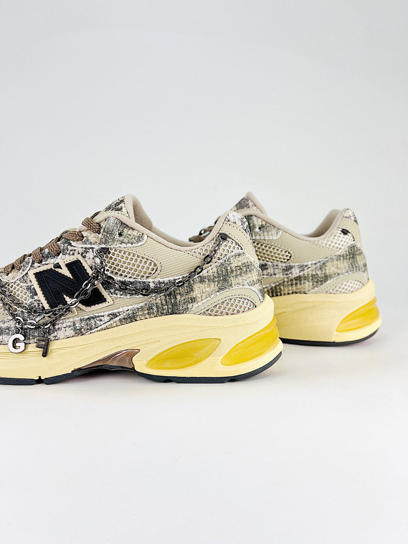 New Balance 2010 U2010JG1 Beige Distressed Retro Sneakers Women Men