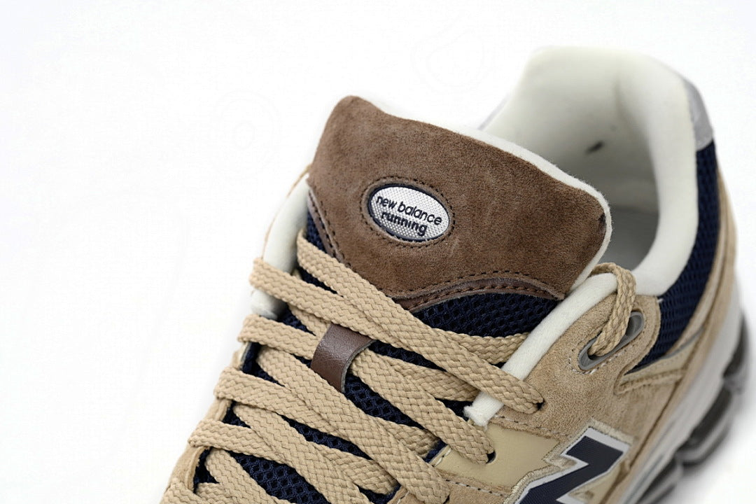 New Balance 2002R M2002R5 Women's Men's Khaki Navy Retro Runner Sneakers
