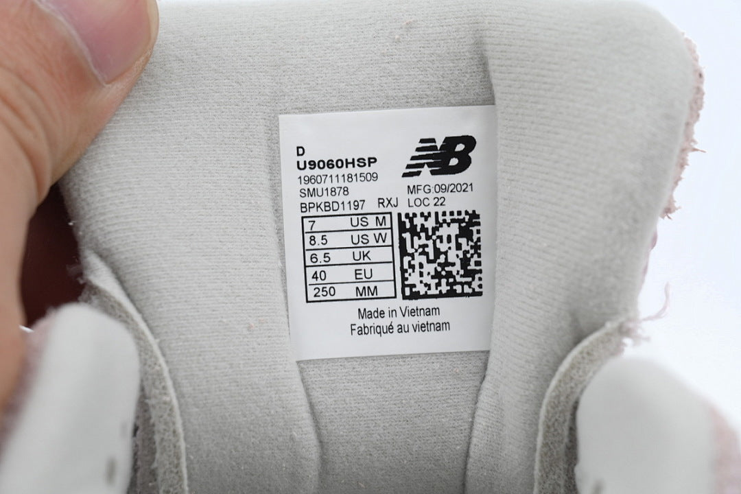 New Balance 9060 'December Sky' U9060HSP Women's & Men's Pink Retro Chunky Sneakers