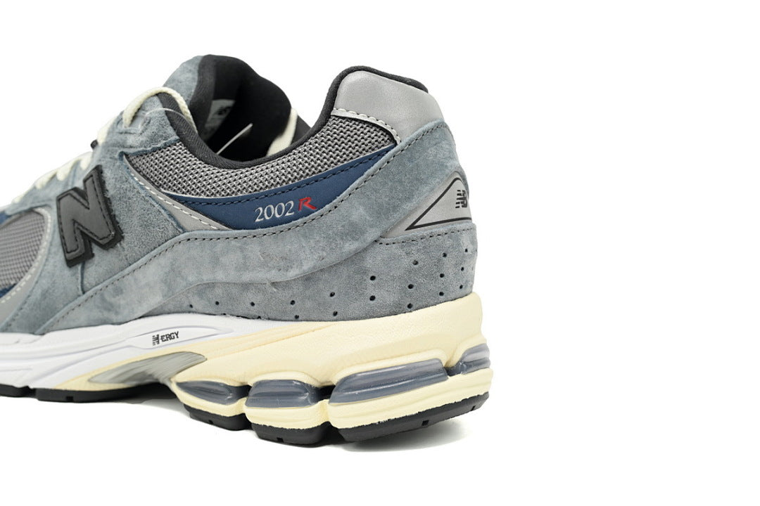 New Balance 2002R M2002RU2 Women's & Men's Blue Gray Retro Lifestyle Sneakers