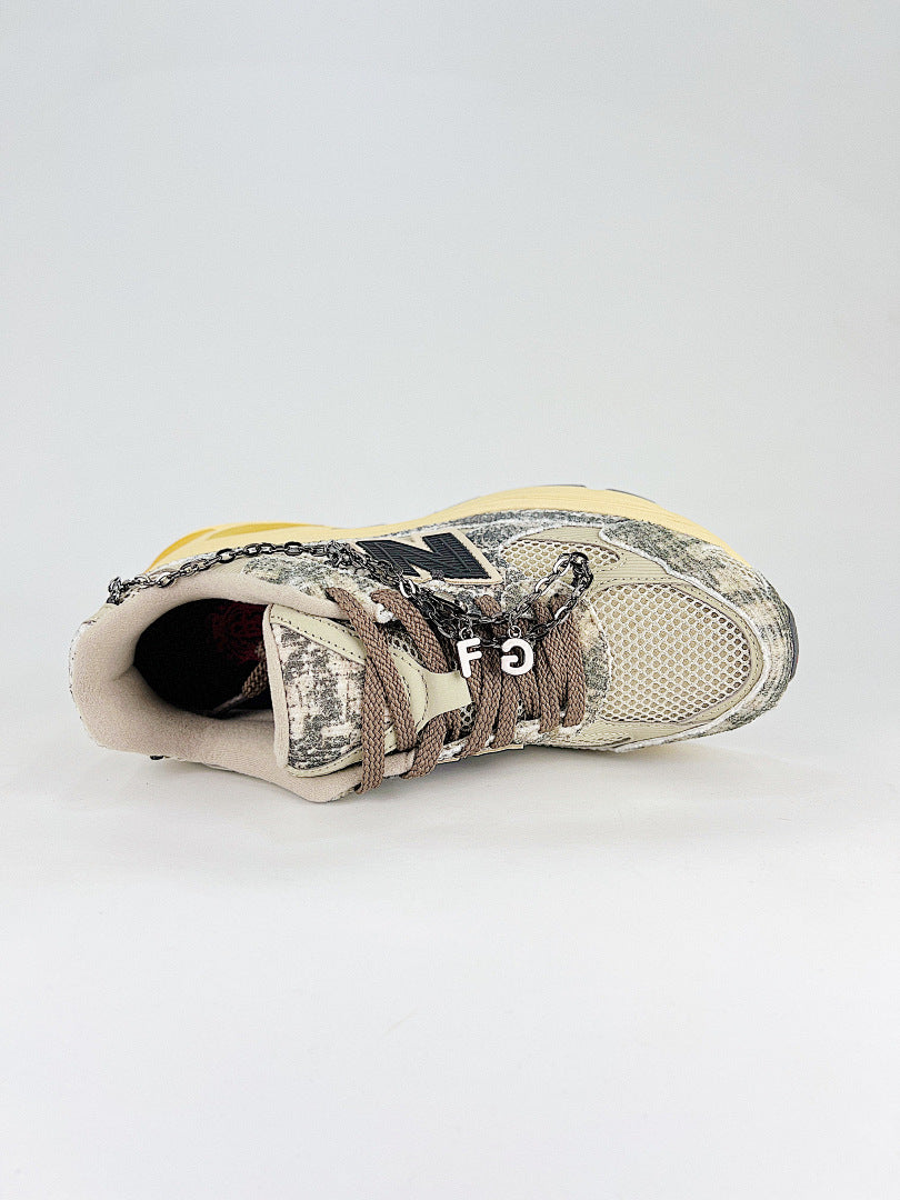 New Balance 2010 U2010JG1 Beige Distressed Retro Sneakers Women Men
