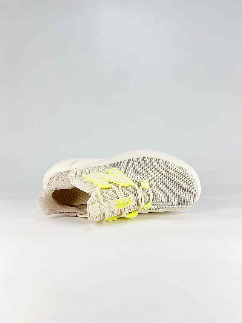 New Balance Fresh Foam RCVRY MCVRY8WH Womens Mens Cream Yellow Casual Sneakers