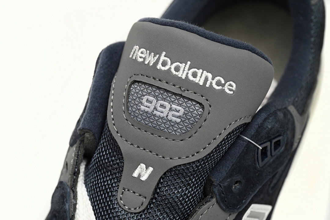 New Balance 992 M992GG Black Grey White Retro Sneakers Women Men
