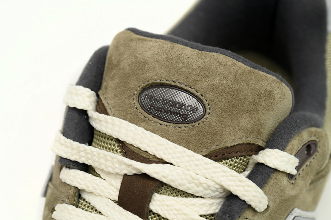 New Balance 2002R M2002RHN Women's Men's Olive Green Grey Retro Sneakers