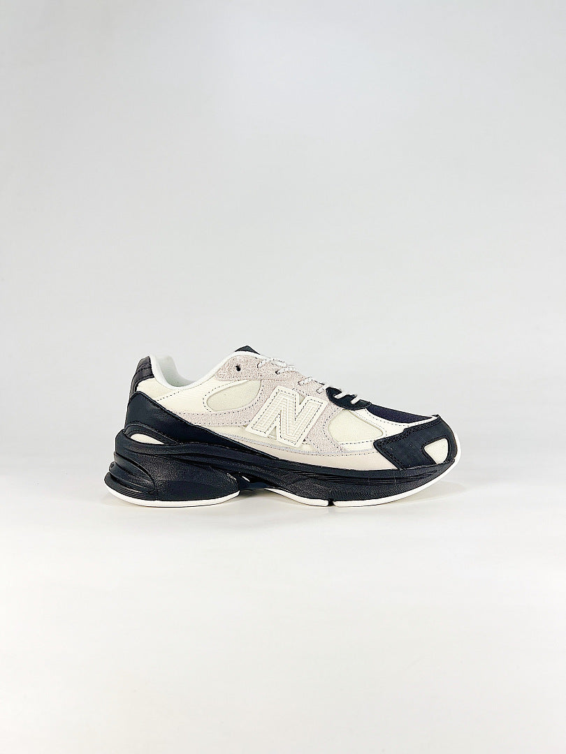 New Balance 2010 U20108ZK Black Cream Retro Sneakers Women Men