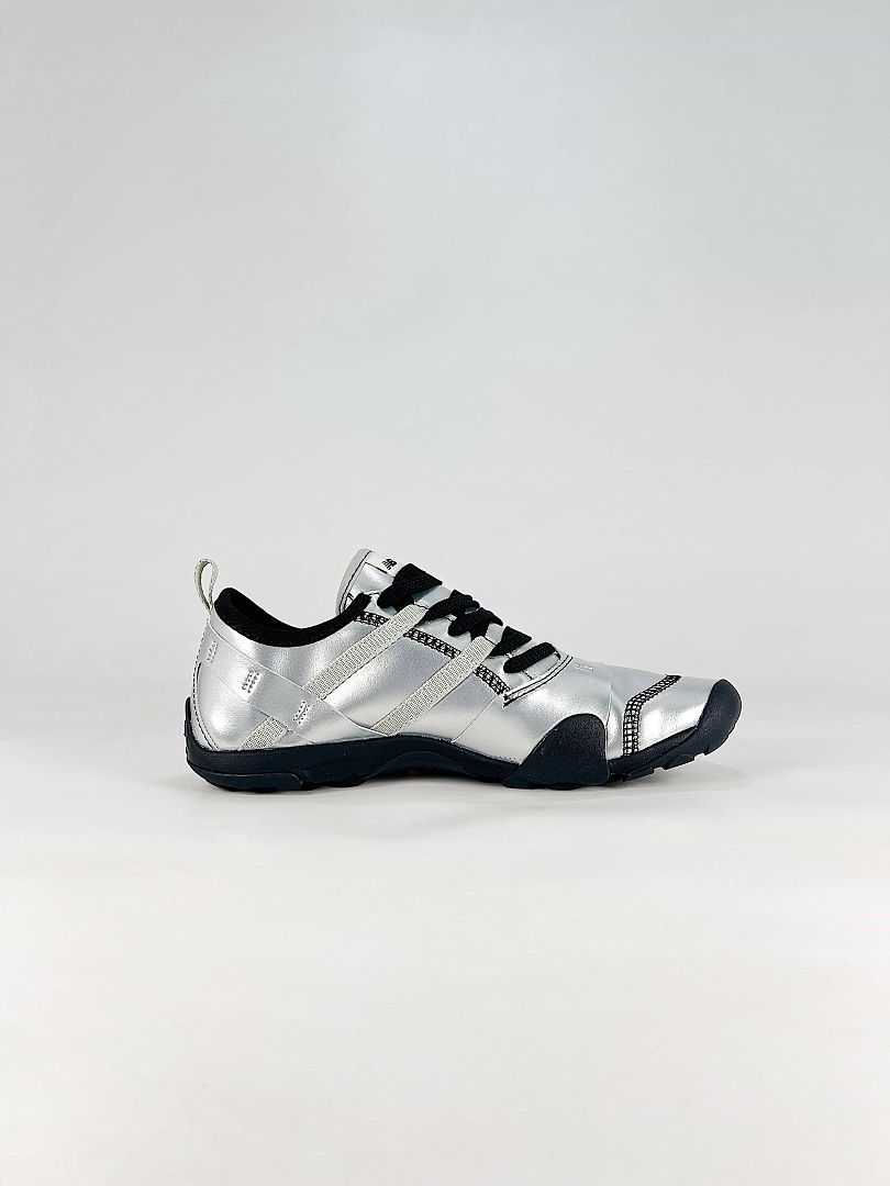 New Balance MT10O MT10O8SW Metallic Silver Black Low Profile Sneakers for Women and Men
